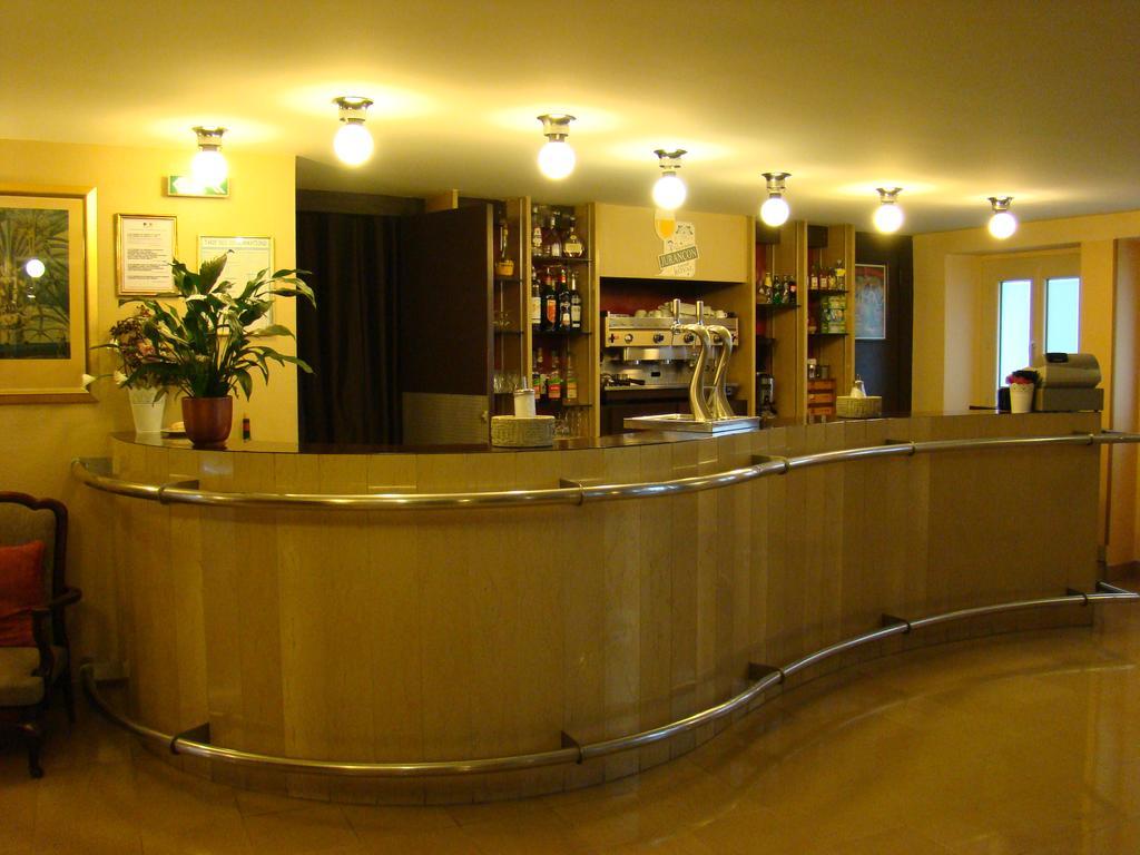 Hotel Saint Sebastien Лурд Екстер'єр фото
